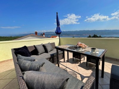Apartment Three bedroom apartment with terrace and sea view Polje, Krk A-18669-c - Outdoor photo 35