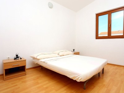 Apartment Two bedroom apartment near beach Rogoznica A-10338-a - Outdoor photo 17