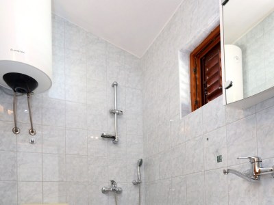 Apartment Two bedroom apartment near beach Rogoznica A-10338-a - Outdoor photo 19