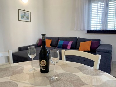 Apartment One bedroom apartment with terrace and sea view Šilo, Krk A-18756-a - Outdoor photo 13