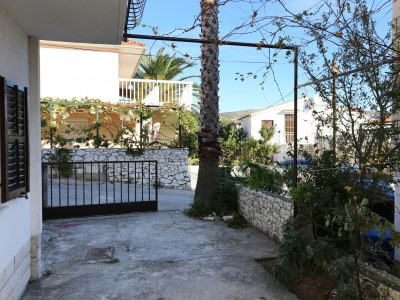 Apartment Two bedroom apartment near beach Rogoznica A-10338-c - Outdoor photo 23