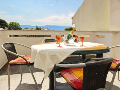 Apartment Two bedroom apartment with terrace and sea view Baška, Krk A-18778-b in Baska - Apartment