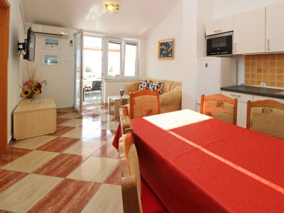 Apartment Two bedroom apartment with terrace and sea view Baška, Krk A-18778-b - Outdoor photo 12