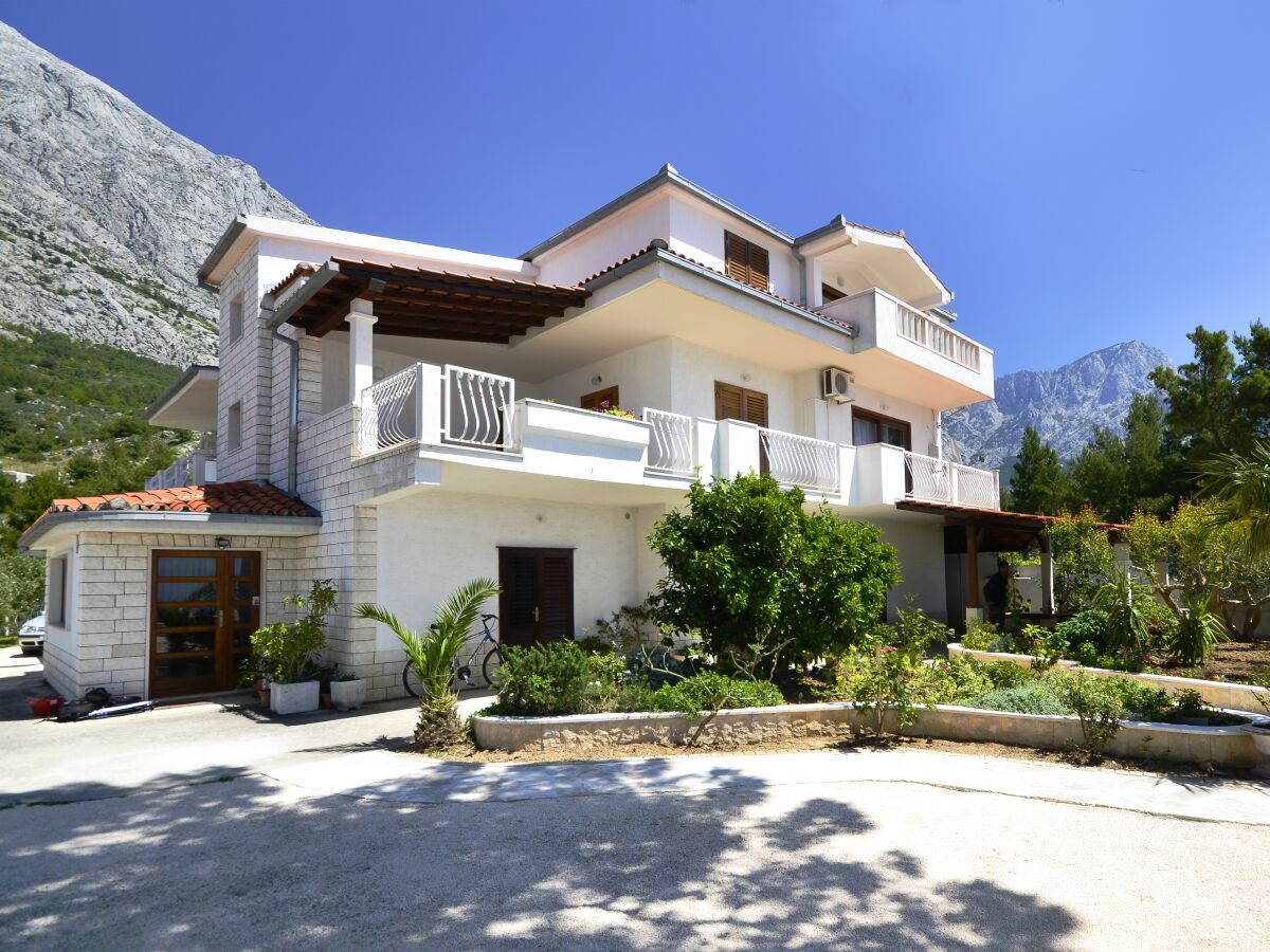 Apartment One bedroom apartment with terrace and sea view Baška Voda, Makarska A-12442-d - Outdoor photo 3