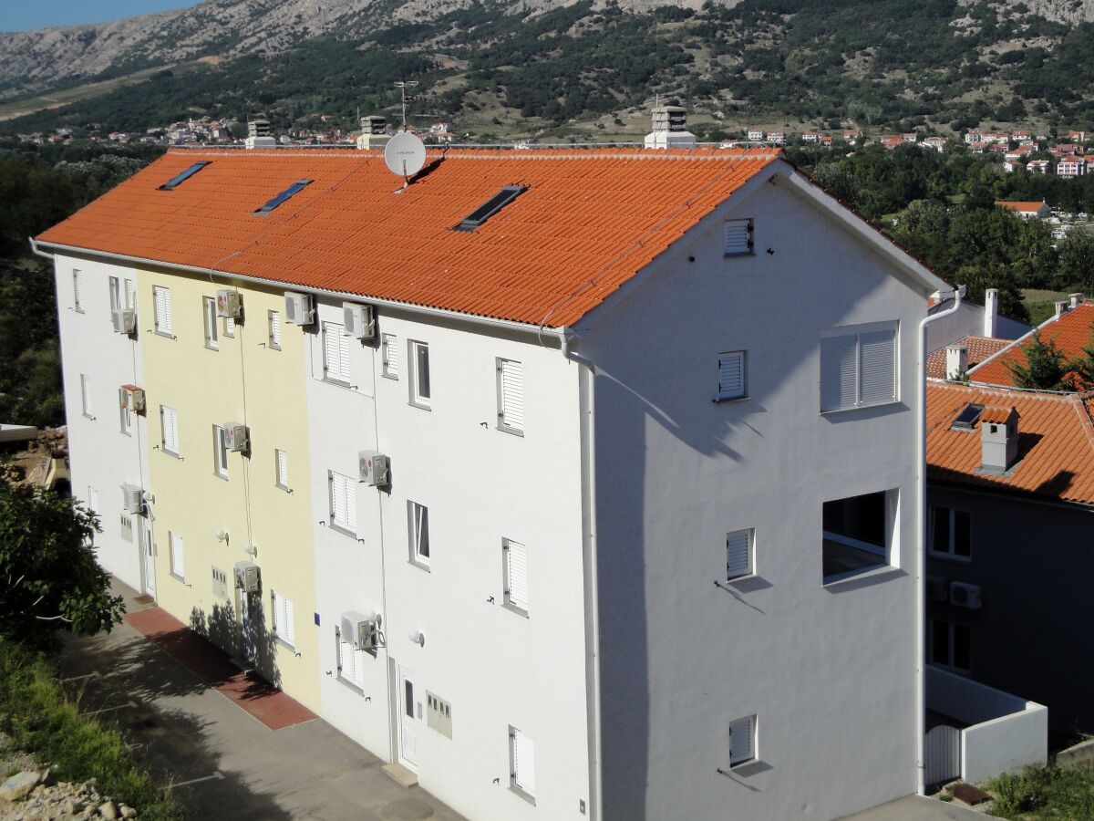 Apartment Two bedroom apartment with terrace Baška, Krk A-18804-b - Outdoor photo 4