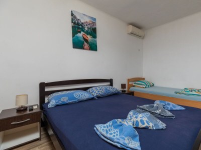 Apartment Two bedroom apartment with terrace and sea view Stanići, Omiš A-20107-c - Outdoor photo 13