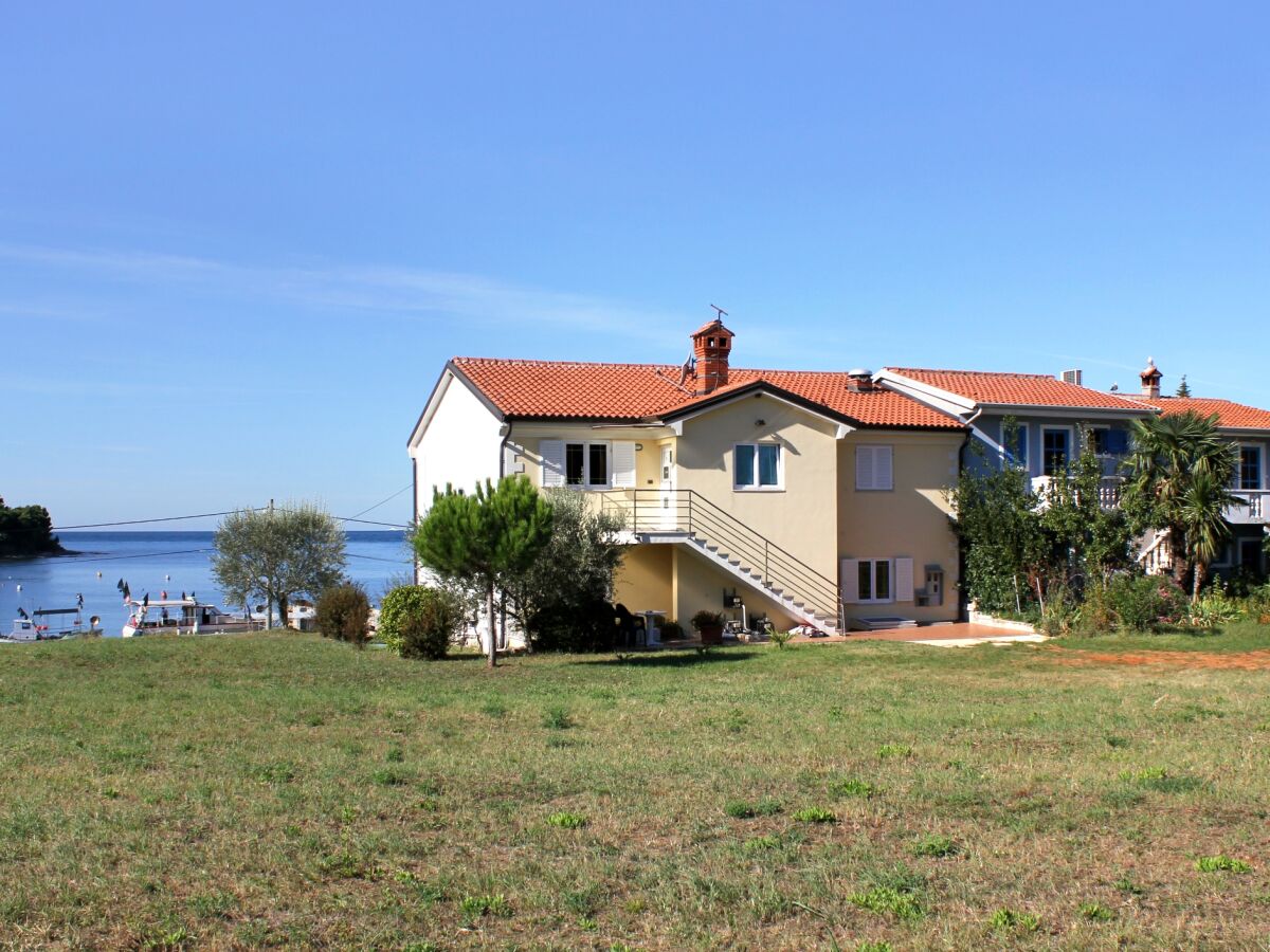 Apartment One bedroom apartment with terrace and sea view Savudrija, Umag A-20295-a - Outdoor photo 4