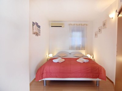 Apartment One bedroom apartment with terrace and sea view Savudrija, Umag A-20295-a - Outdoor photo 14