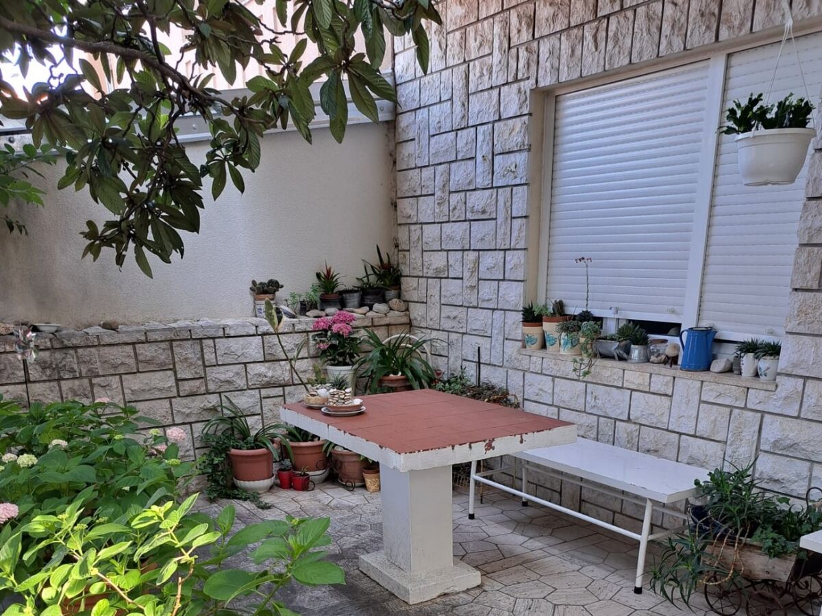 Apartment Four-bedroom apartment with terrace and sea view Crikvenica A-20724-a