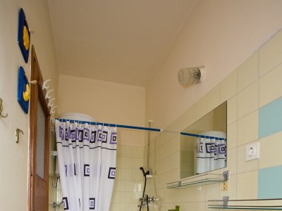 Apartment Four-bedroom apartment with terrace and sea view Crikvenica A-20724-a - Outdoor photo 21