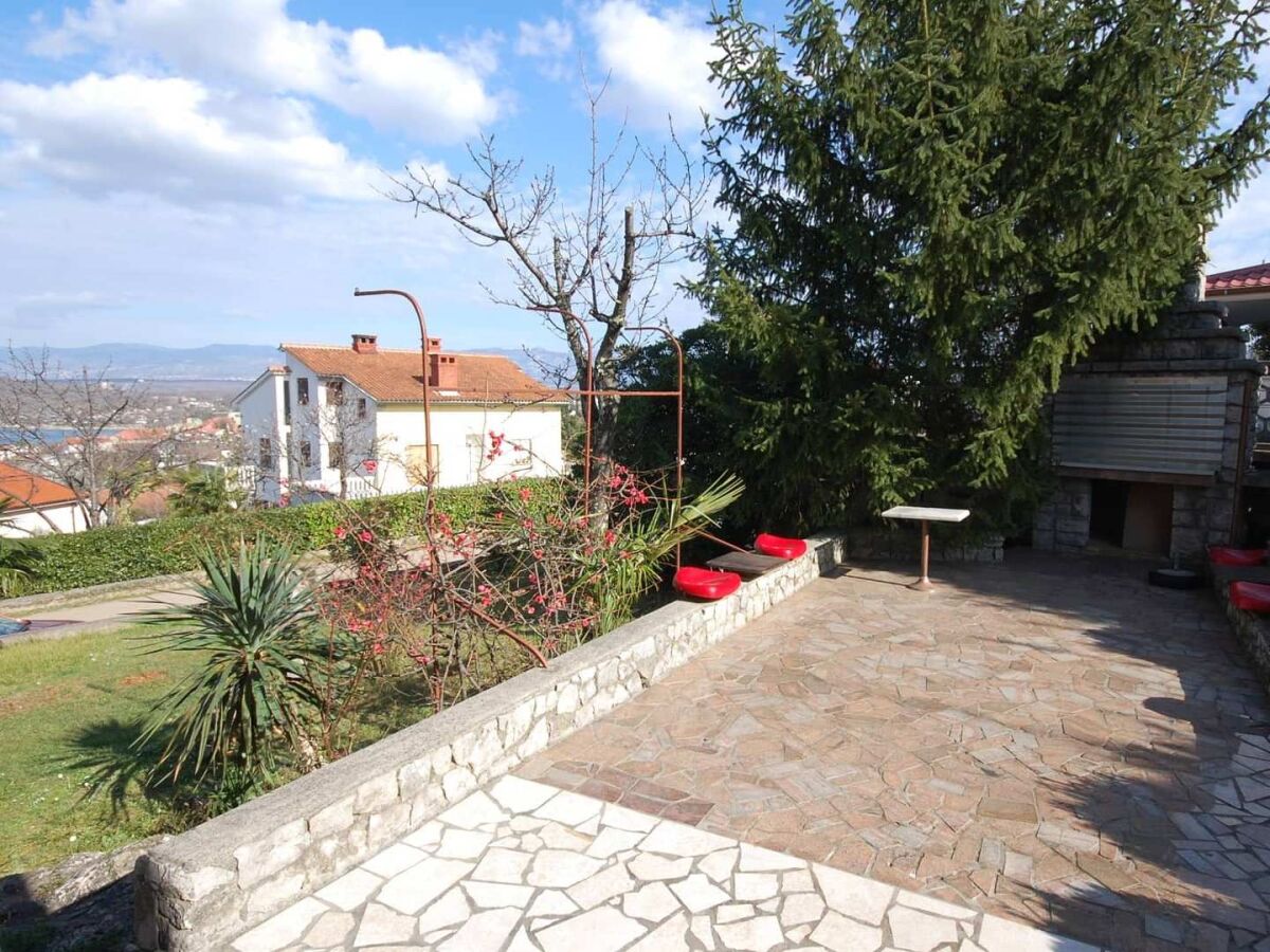 Apartment One bedroom apartment with terrace Njivice, Krk A-21858-a - Outdoor photo 4