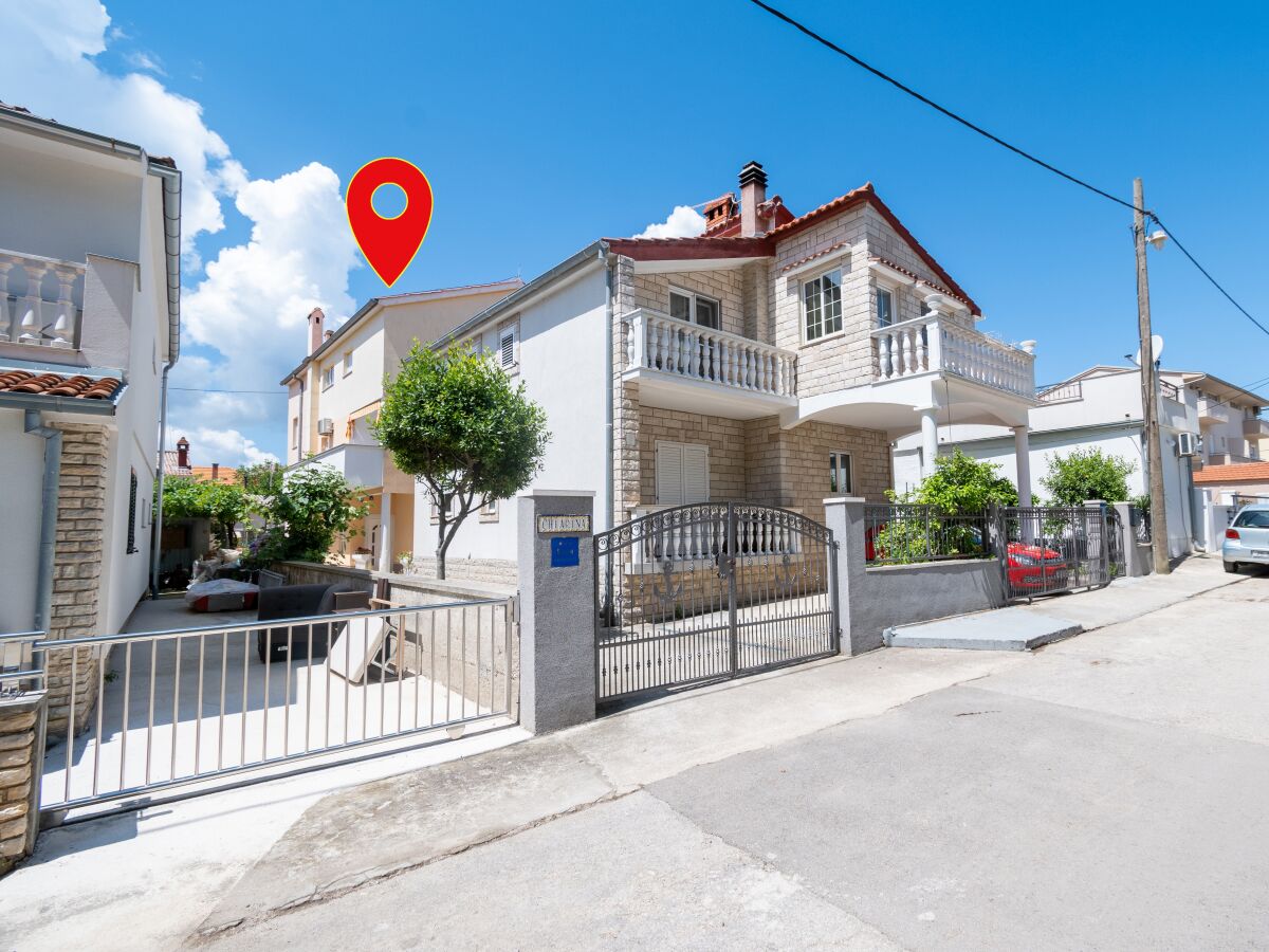 Apartment Two bedroom apartment with terrace Zadar A-21958-a - Outdoor photo 2