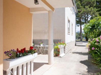 Apartment Two bedroom apartment with terrace Zadar A-21958-a - Outdoor photo 8