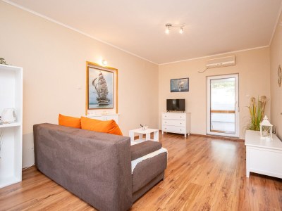 Apartment Two bedroom apartment with terrace Zadar A-21958-a - Outdoor photo 12