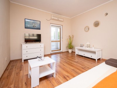 Apartment Two bedroom apartment with terrace Zadar A-21958-a - Outdoor photo 15