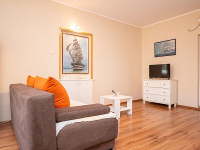 Apartment Two bedroom apartment with terrace Zadar A-21958-a - Outdoor photo 16