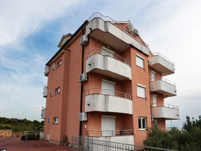 Apartment One bedroom apartment with balcony and sea view Solaris, Šibenik A-23541-a - Outdoor photo 2