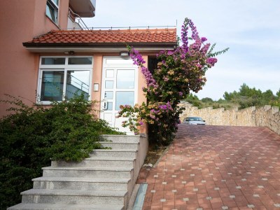 Apartment One bedroom apartment with balcony and sea view Solaris, Šibenik A-23541-a - Outdoor photo 5