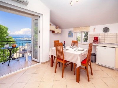 Apartment One bedroom apartment with balcony and sea view Malinska, Krk A-23583-a - Outdoor photo 4