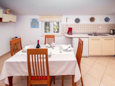 Apartment One bedroom apartment with balcony and sea view Malinska, Krk A-23583-a - Outdoor photo 5