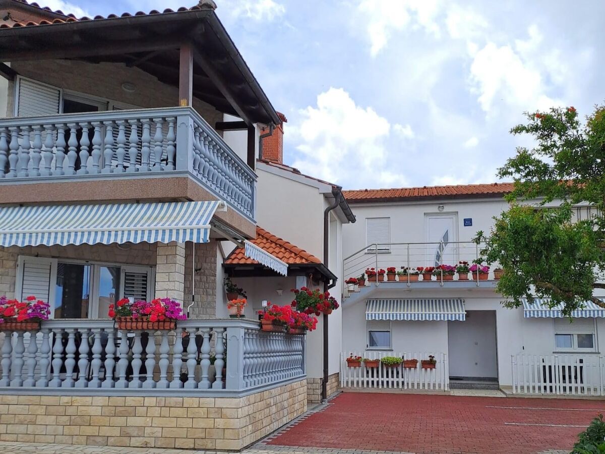 Apartment One bedroom apartment with terrace Medulin A-24576-b - Outdoor photo 2