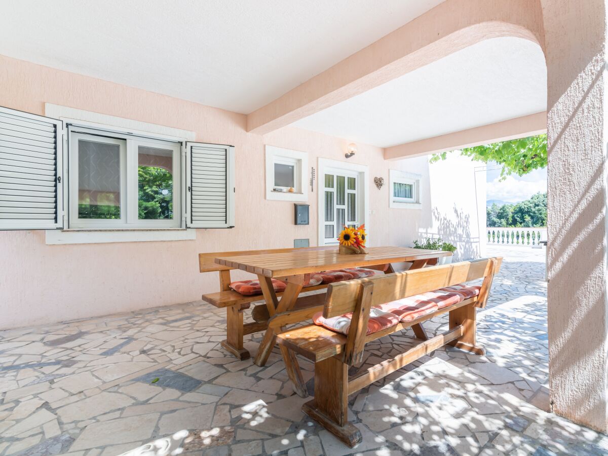 Apartment Two bedroom apartment near beach Supetarska Draga - Gonar, Rab A-24851-a