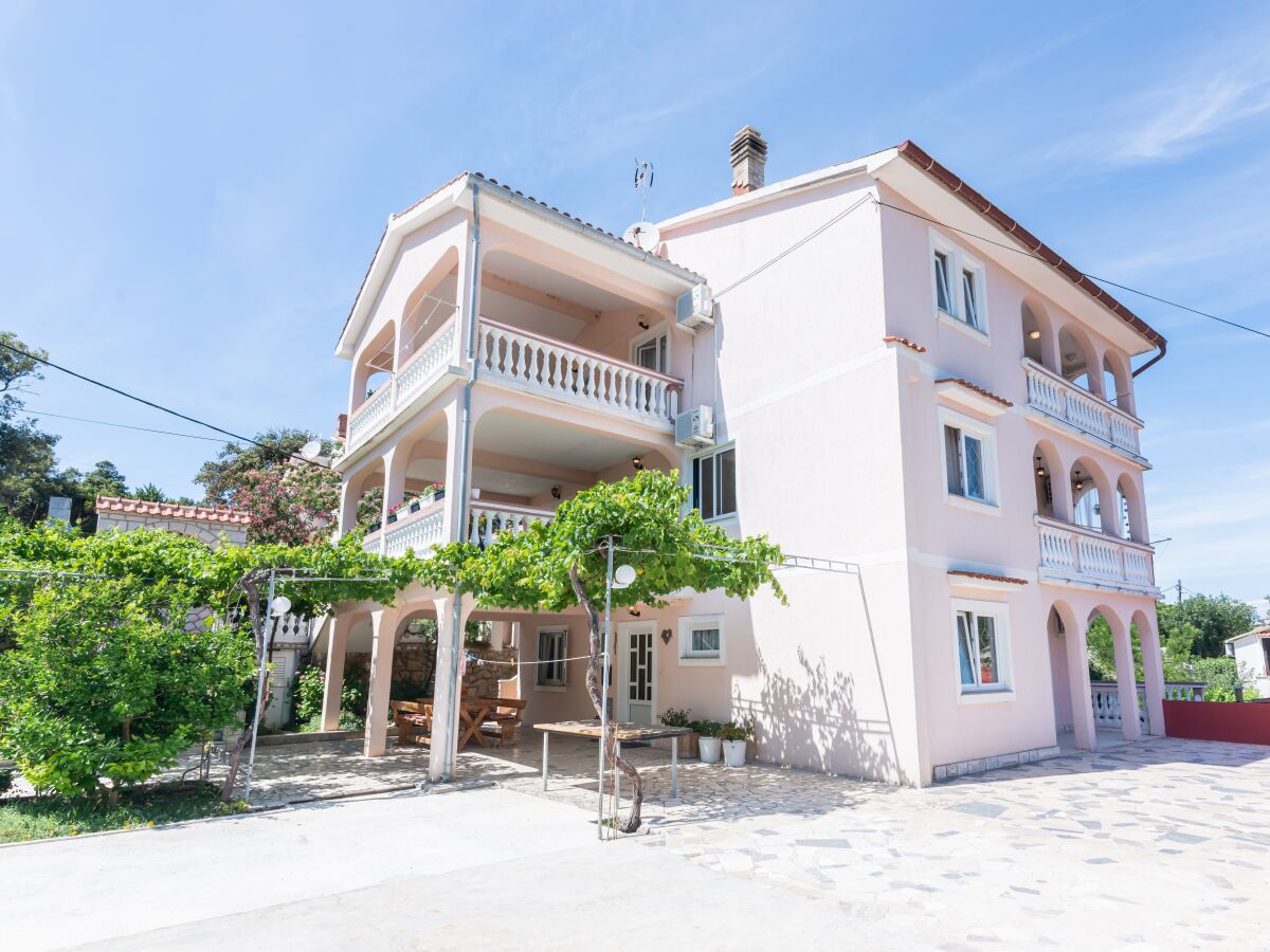 Apartment Two bedroom apartment near beach Supetarska Draga - Gonar, Rab A-24851-a - Outdoor photo 4