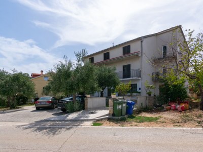 Apartment Two bedroom apartment with terrace and sea view Tkon, Pašman A-16275-a - Outdoor photo 3