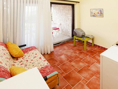 Holiday park Wohnung in Jadranovo mit Garten - Features photo 6