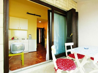 Holiday park Wohnung in Jadranovo mit Garten - Features photo 8