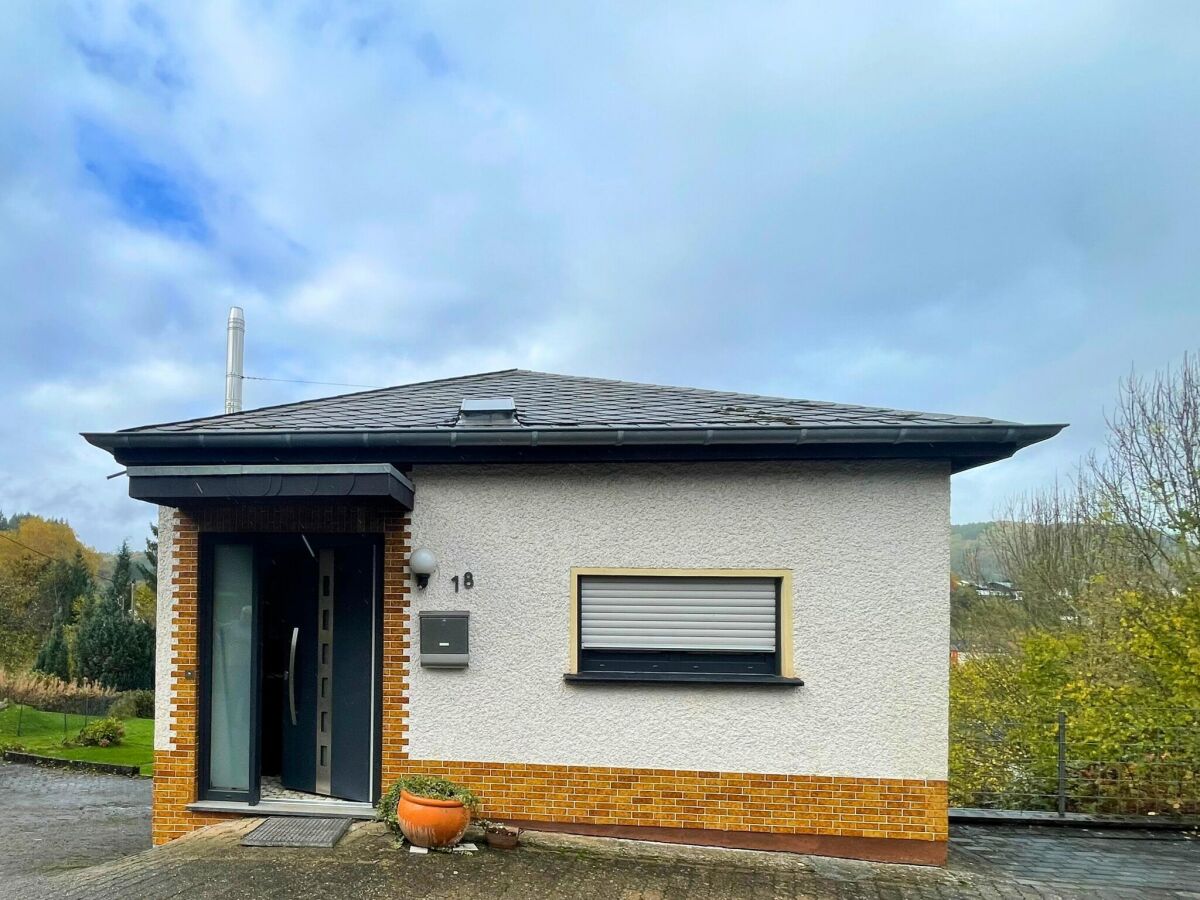 Holiday house Holiday Home in Birresborn with balcony - Outdoor photo 2