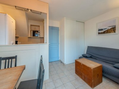 Apartment Holiday apartment near the coast - Features photo 11