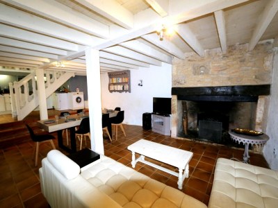 Holiday house Blanquefort Woodland Hill Retreat - Features photo 16