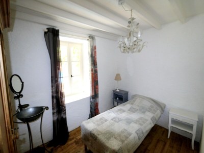 Holiday house Blanquefort Woodland Hill Retreat - Features photo 23