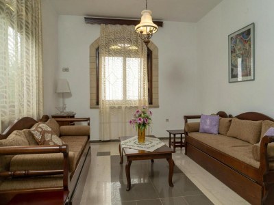 Holiday park Modernes Ferienhaus in Stalos mit Balkon - Features photo 7