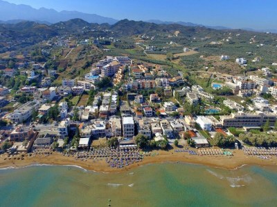 Holiday park Modernes Ferienhaus in Stalos mit Balkon - Environment photo 15