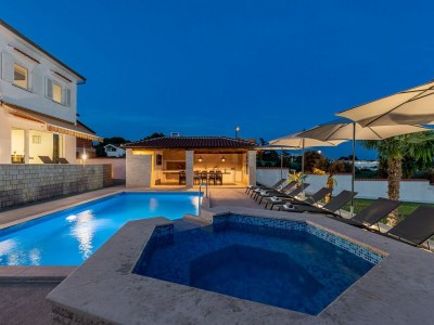 Villa Aesthetic villa with private pool in Buići - Villa