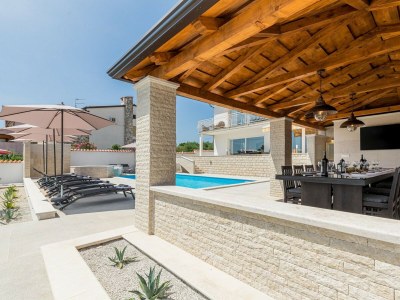 Villa Aesthetic villa with private pool - Outdoor photo 8