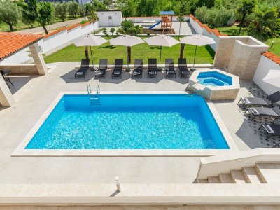 Villa Aesthetic villa with private pool - Outdoor photo 19