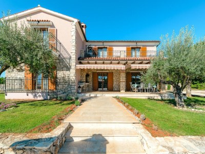 Villa Villa in Sveti Lovrec near Ski Resort - Outdoor photo 11