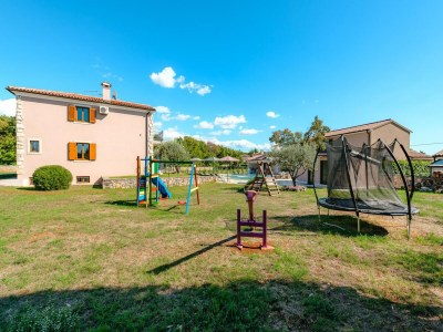 Villa Villa in Sveti Lovrec near Ski Resort - Outdoor photo 31