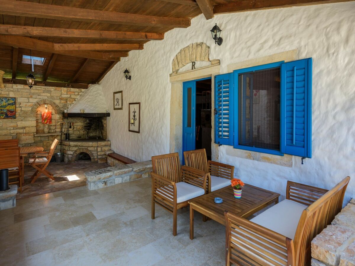 Villa Hübsche Villa mit Balkon - Outdoor photo 4