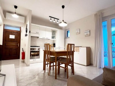 Apartment Cosy apartment with view - Features photo 6