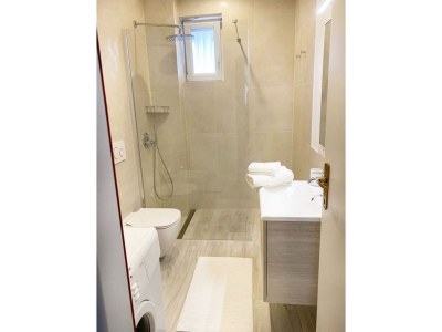 Apartment Nice apartment with view - Features photo 8