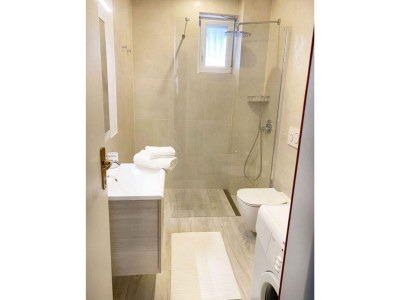 Apartment Nice apartment with view - Features photo 9