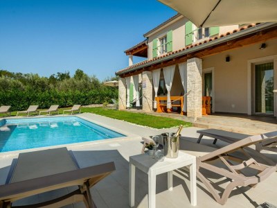 Villa Villa in Srebrnići mit Pool am Marea Strand - Outdoor photo 12