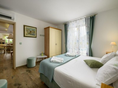 Villa Villa in Srebrnići mit Pool am Marea Strand - Features photo 17