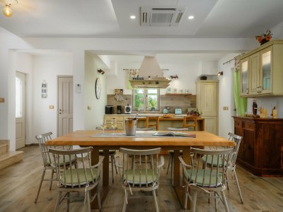 Villa Villa in Srebrnići mit Pool am Marea Strand - Features photo 24