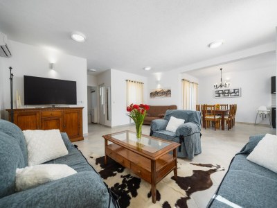 Villa Pretty villa with view - Features photo 27