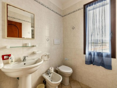 Apartment Appartamento vicino al mare, 2 piscine - Features photo 40